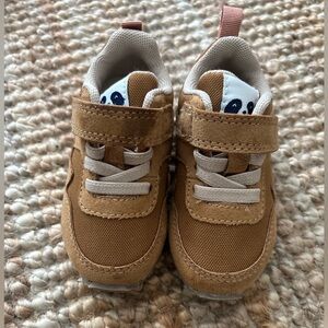 Infant Shoes with Velcro Strap